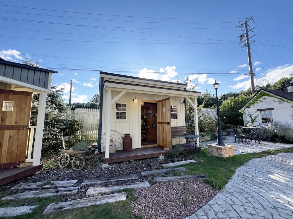 長野県本社展示場の小屋